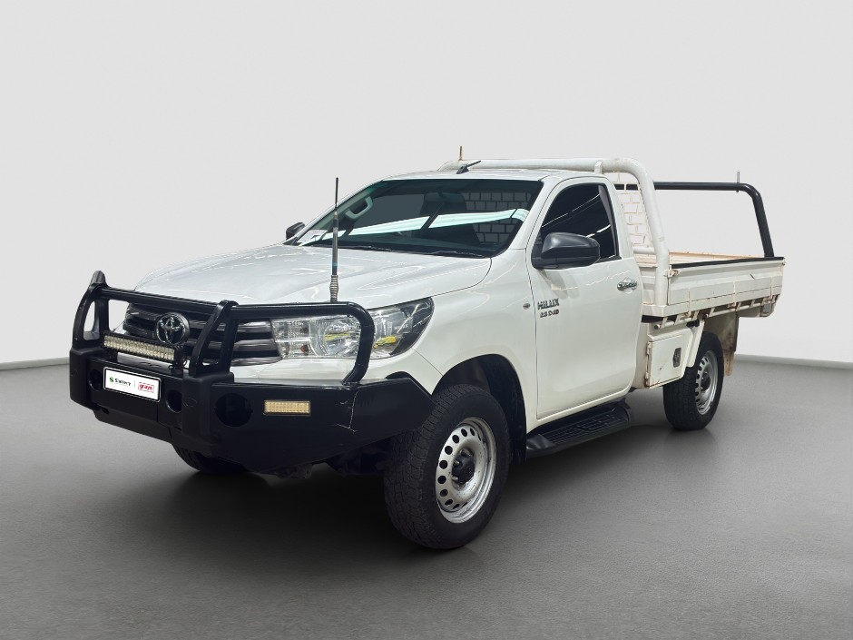 2015 Toyota Hilux SR Diesel
