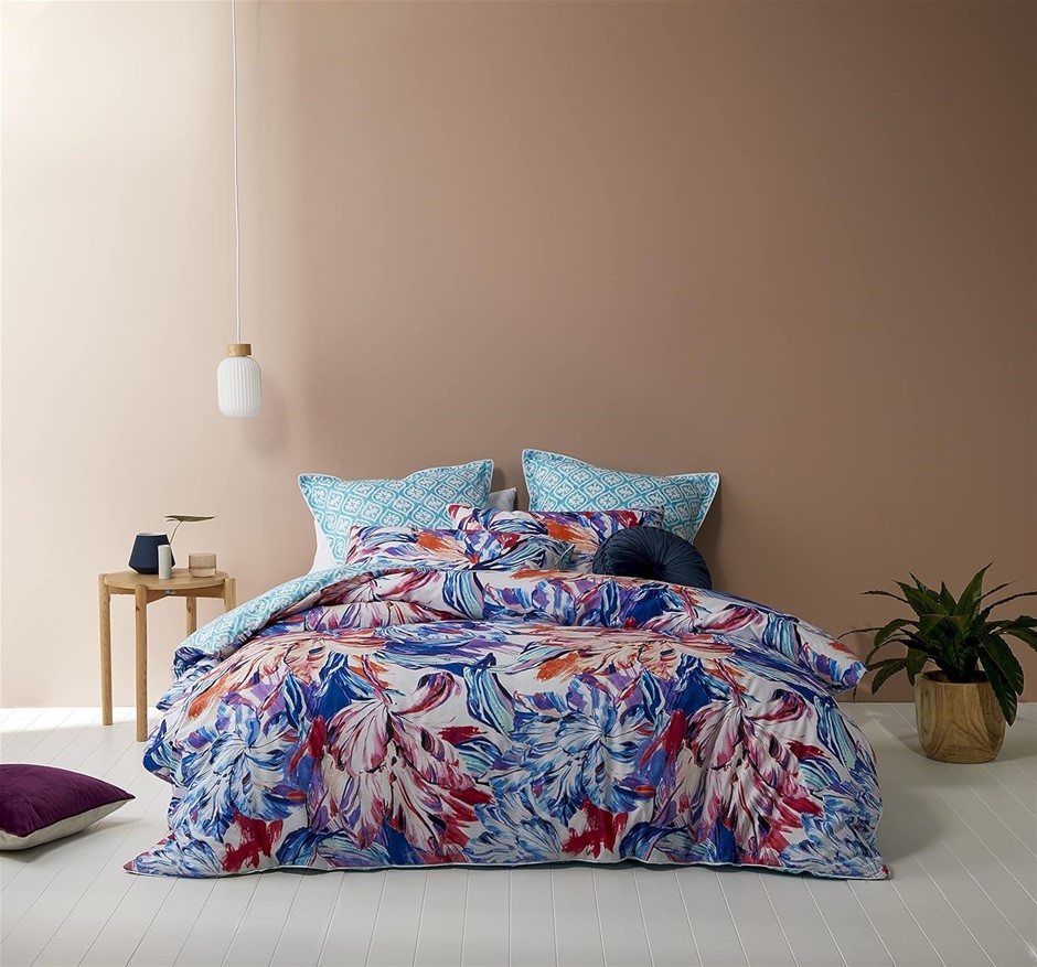 LOGAN & MASON Tiapo Bloom Quilt Cover Set, Size: King, Multicolor.  Buyers