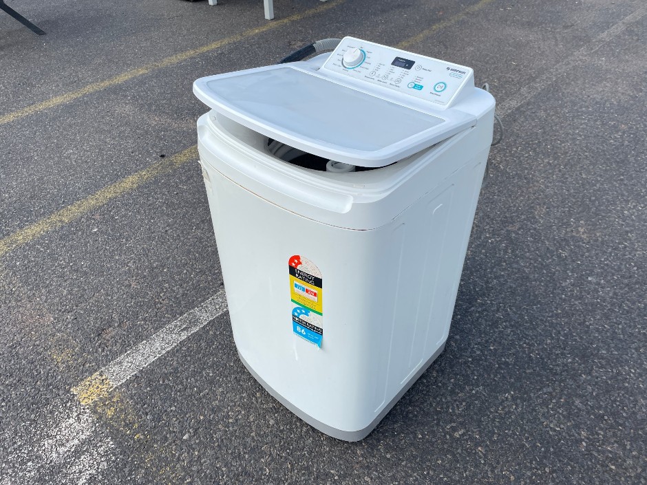 Simpson Top Load Washing Machine