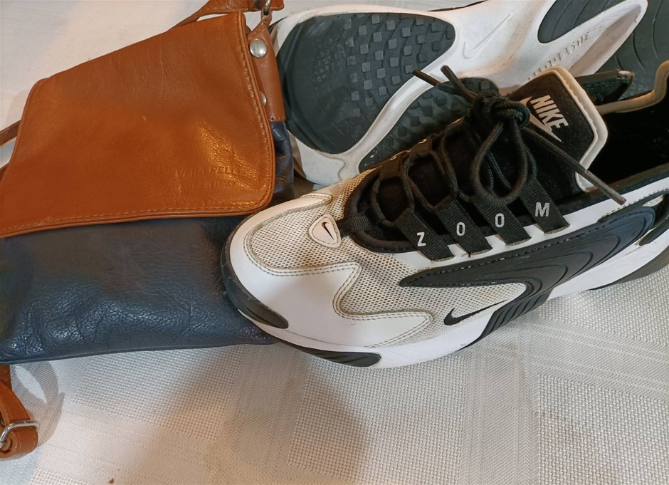 Nike Zoom US 8 and Vera Pelle Italy Shoulder Bag . Used