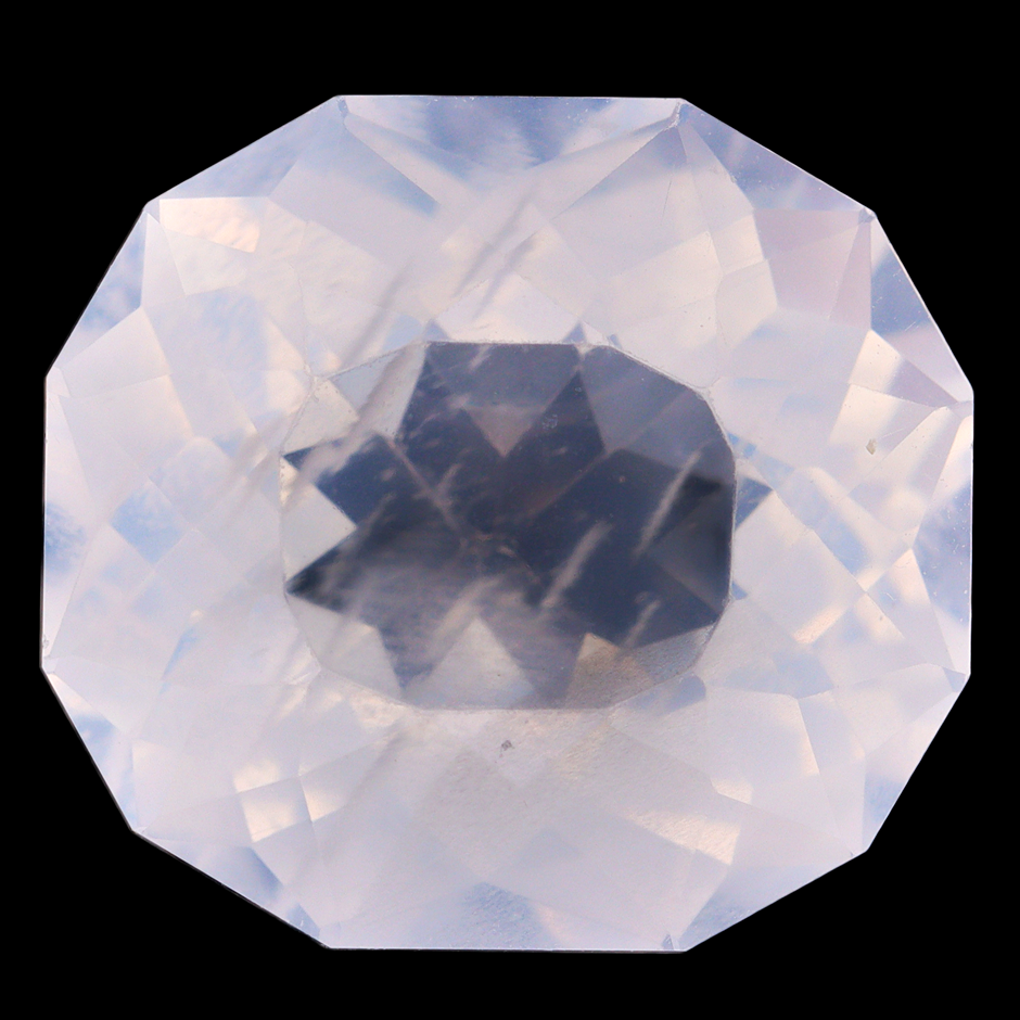 14.72 Carats White Quartz