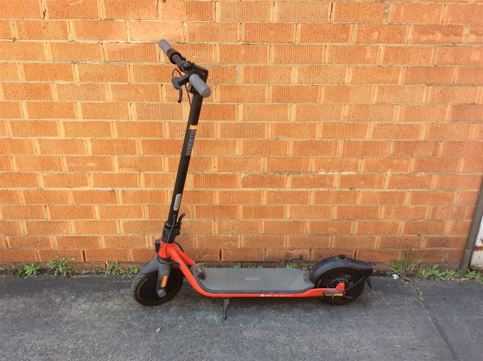 Ninebot D18U KickScooter Electric Scooter