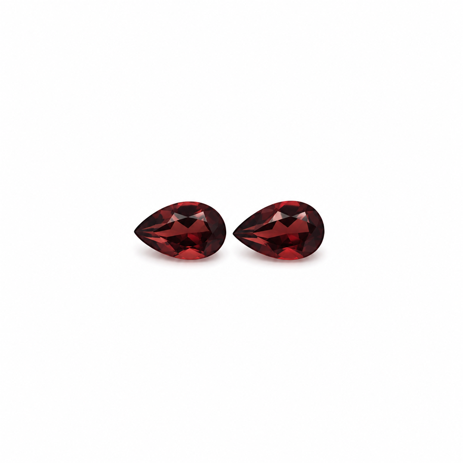 5 x 3 mm - 2 Pcs Pear Cut Garnet