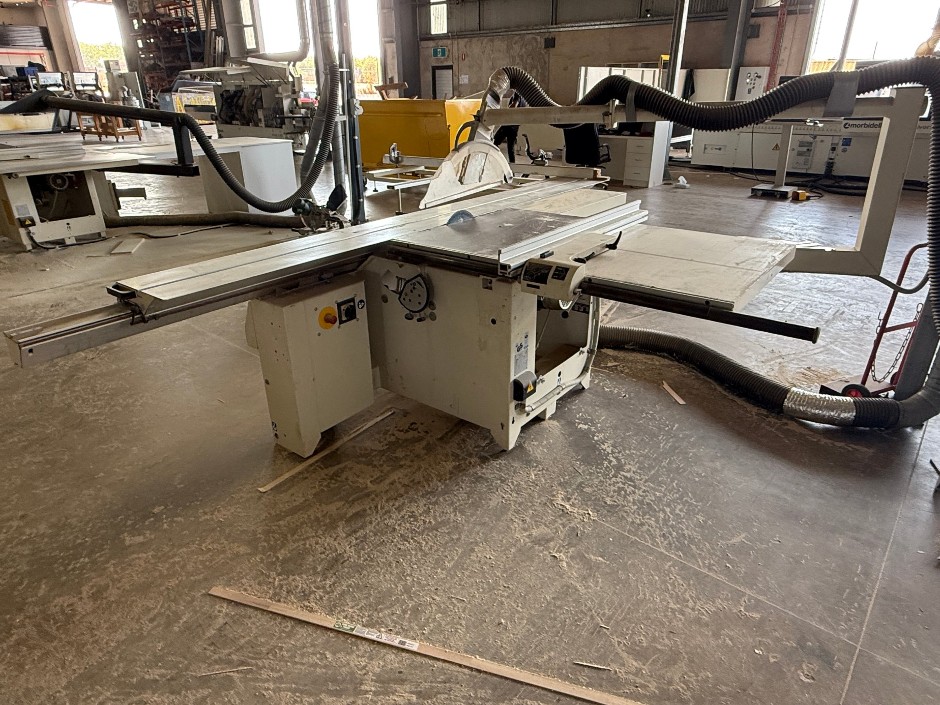 SCM SI 300 Nova (Squaring Panel Saw)