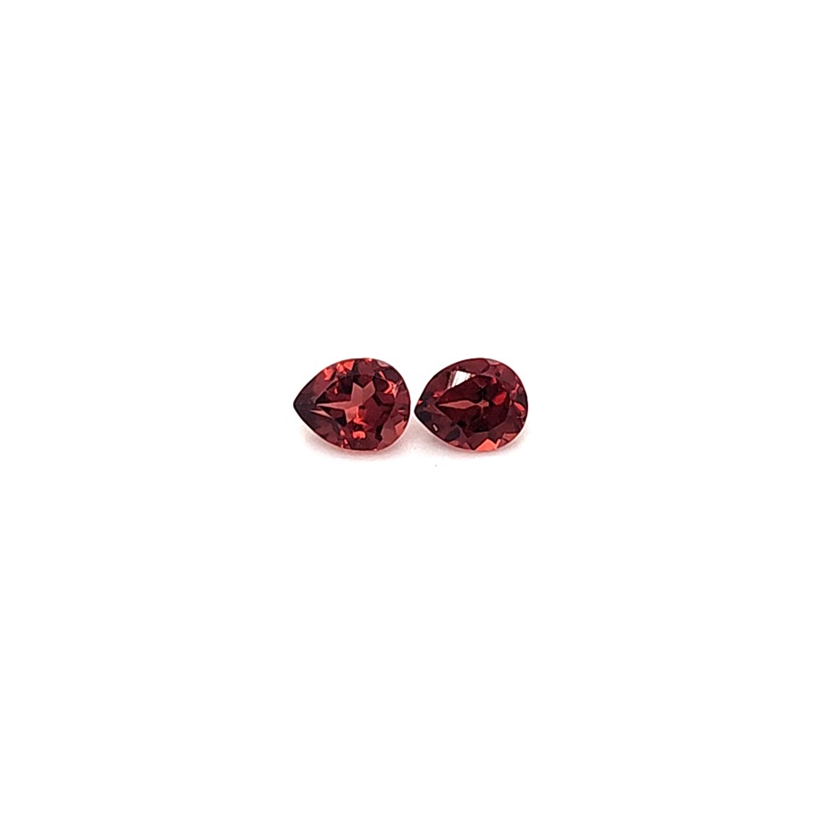 5 x 4 mm - 2 Pcs Pear Cut Garnet