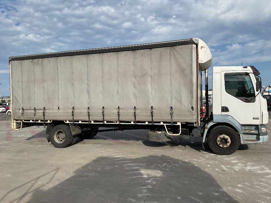 2004 DAF FALF55 LF 4x2 Curtainsider Truck