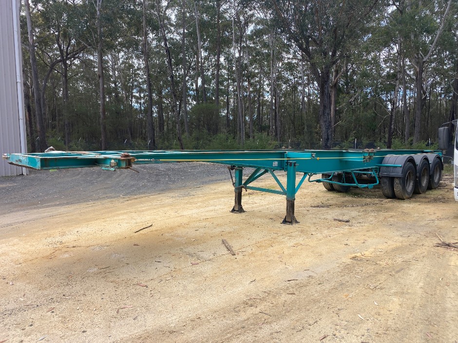1991 Southern-Cross Tri-Axle Skel Trailer