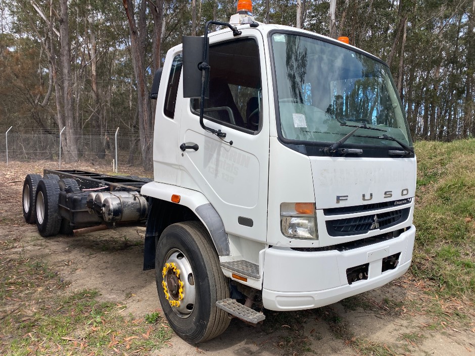 2008 Fuso Fighter 14 6x4 Cab Chassis Truck