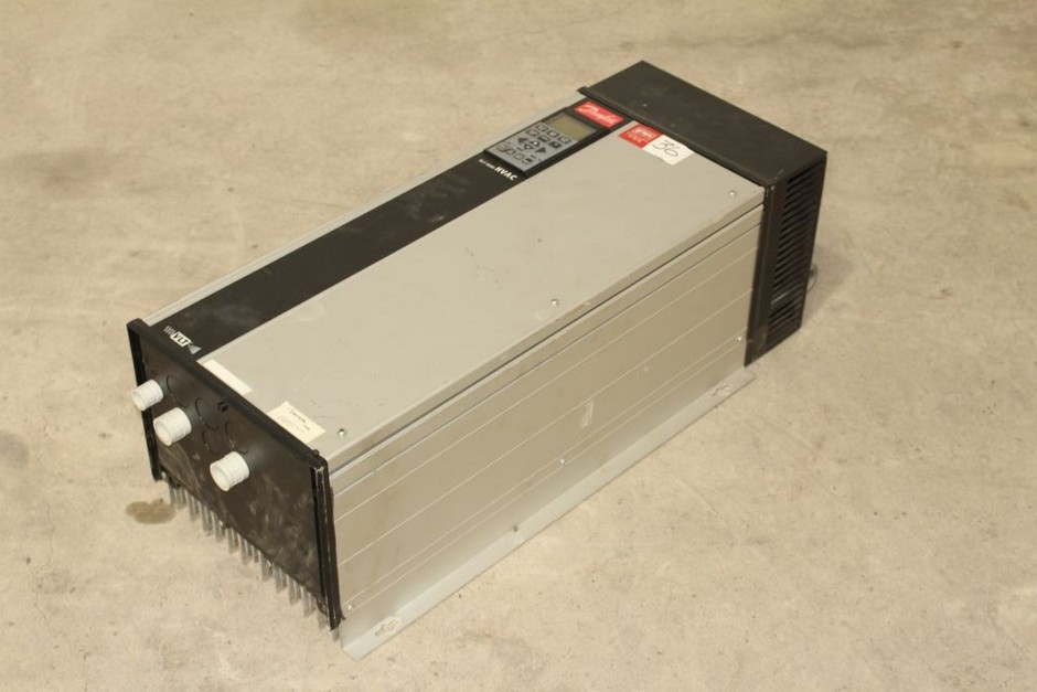 22kw Dandfoss VLT Electric Drive Controller