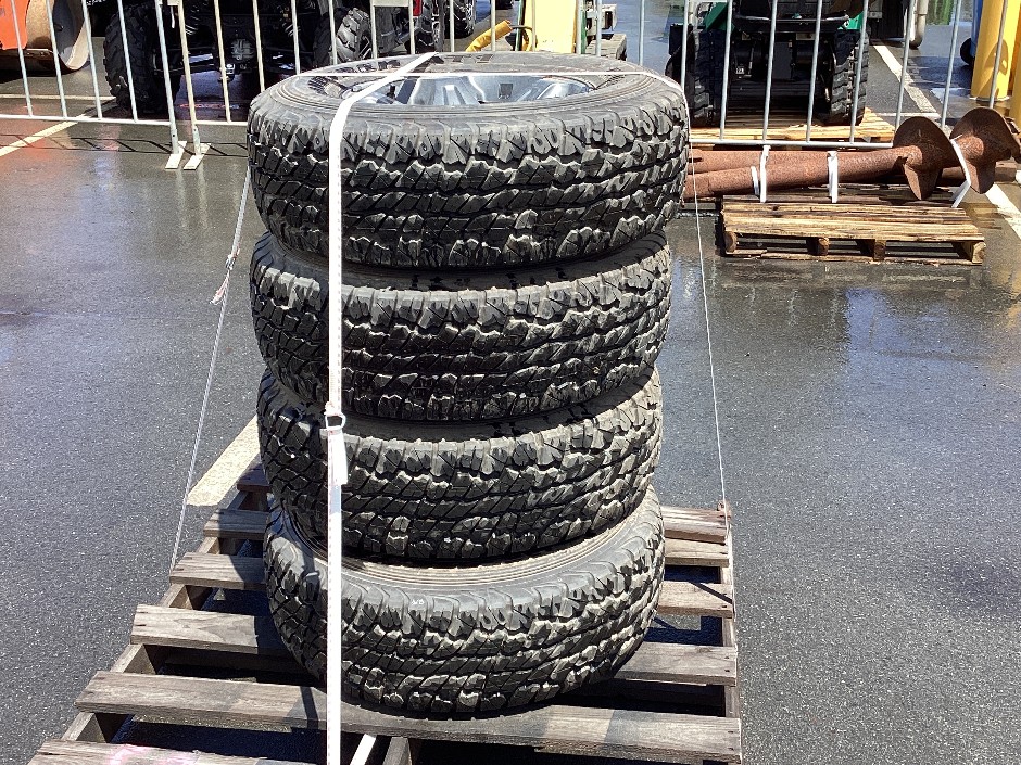 4 x Tyres Fitted With 5 Stud Rims x 1 Pallet