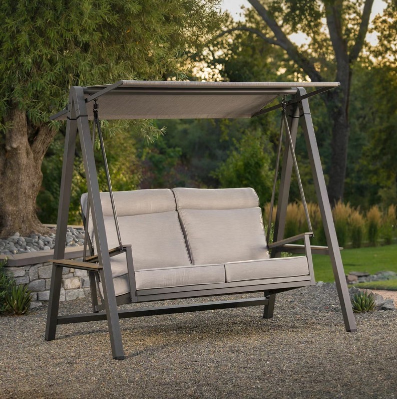 SUNVILLA Pine Knoll Cushion Swing. NB: Damaged box.