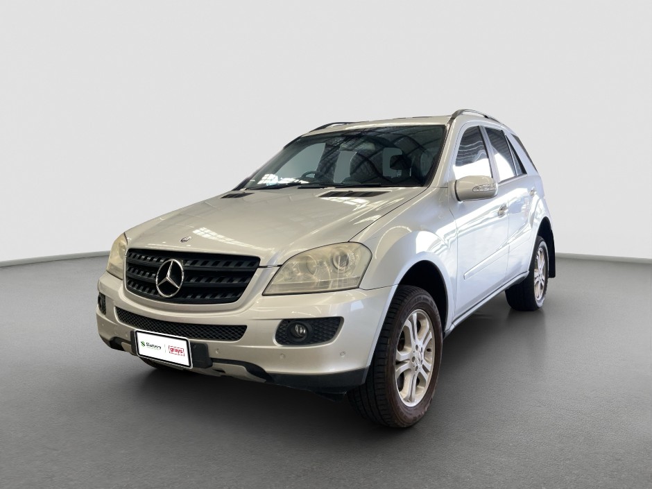 2005 Mercedes-Benz ML350  Petrol