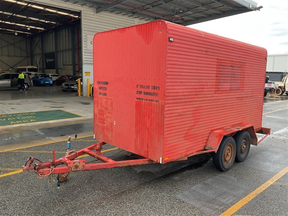 Tandem Axle Bod Top Moving Trailer
