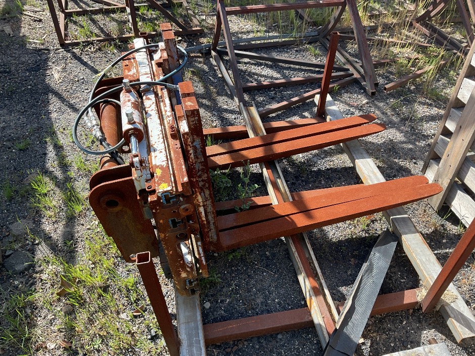 Forklift Carriage with Hydraulic Sideshift and Forks