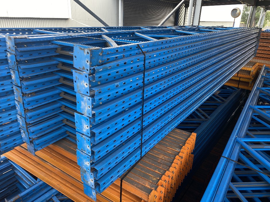 Pack of  Pallet Racking End Frames / Uprights