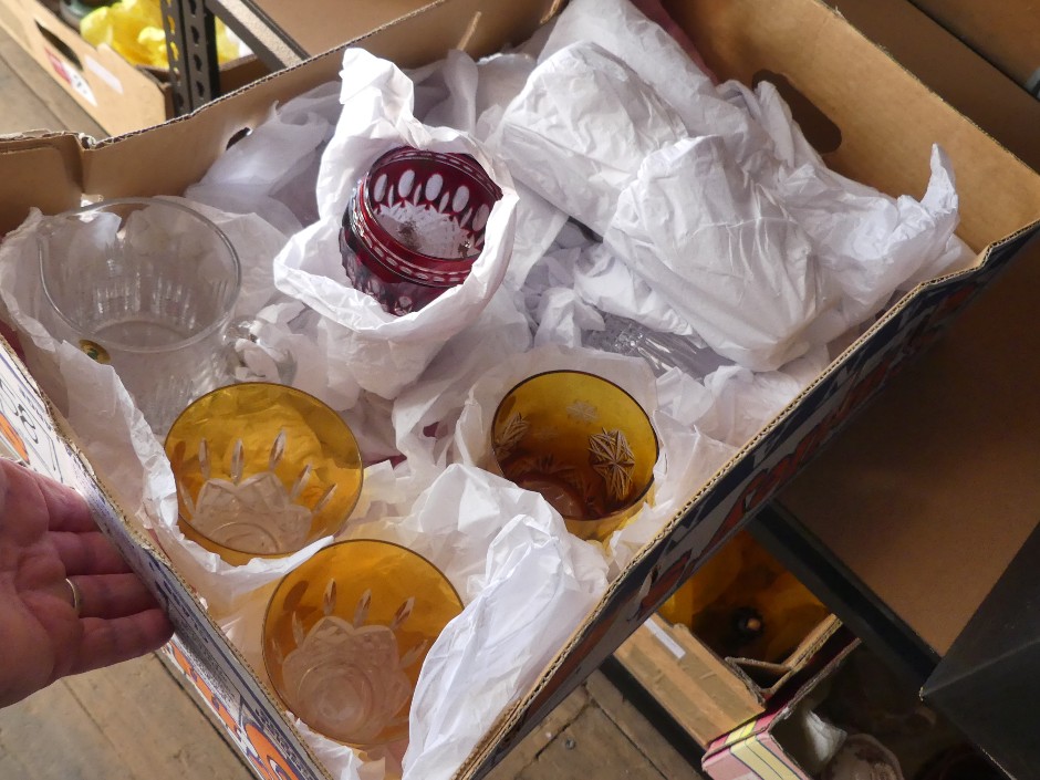 Antique & Vintage Ceramics And Collectables