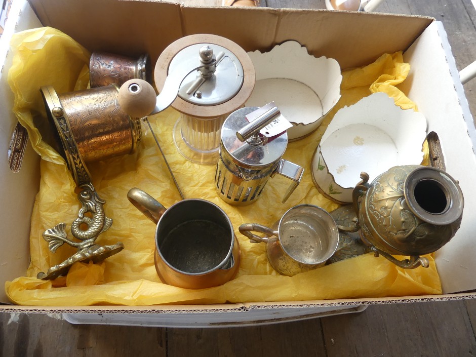Antique & Vintage Ceramics And Collectables