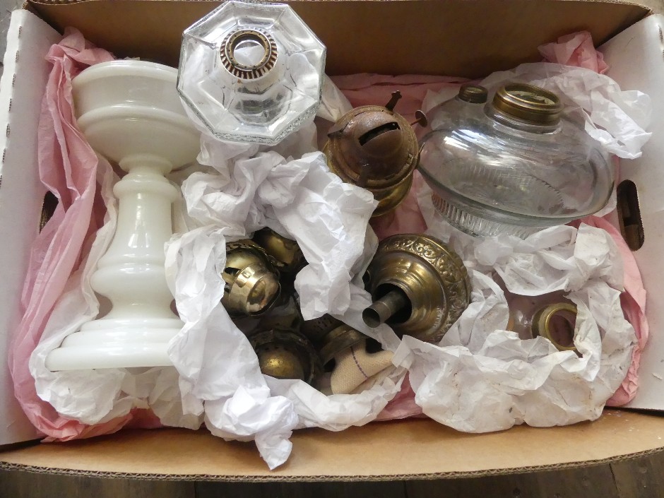 Antique & Vintage Ceramics And Collectables