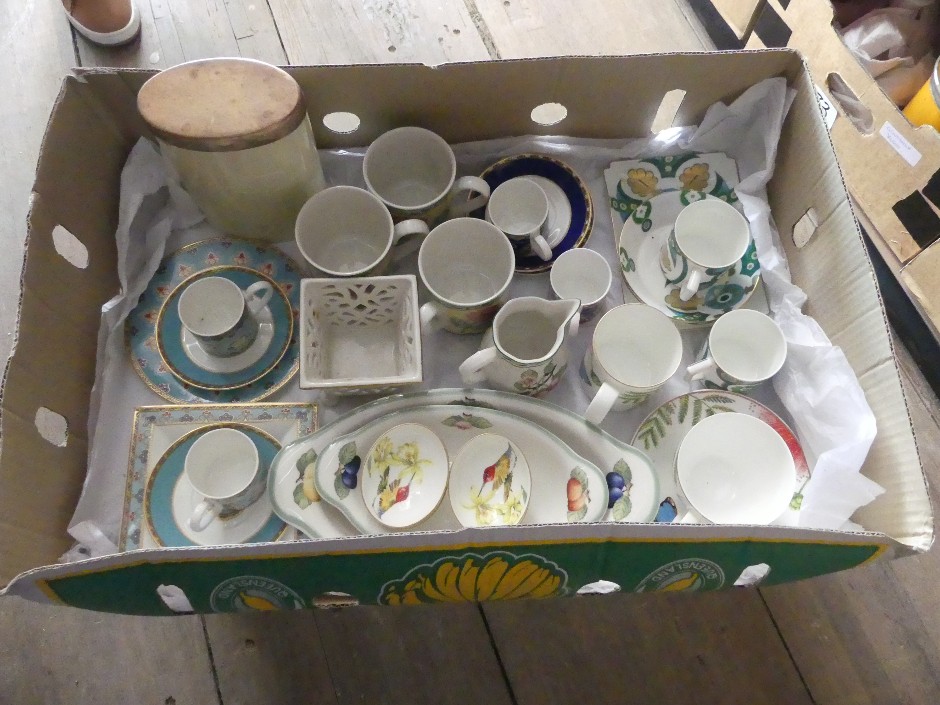 Antique & Vintage Ceramics And Collectables
