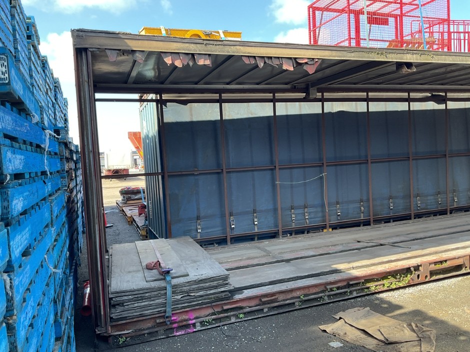 40 ft Storage Container (No Sides)
