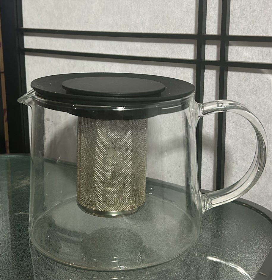 Clear Glass Teapot