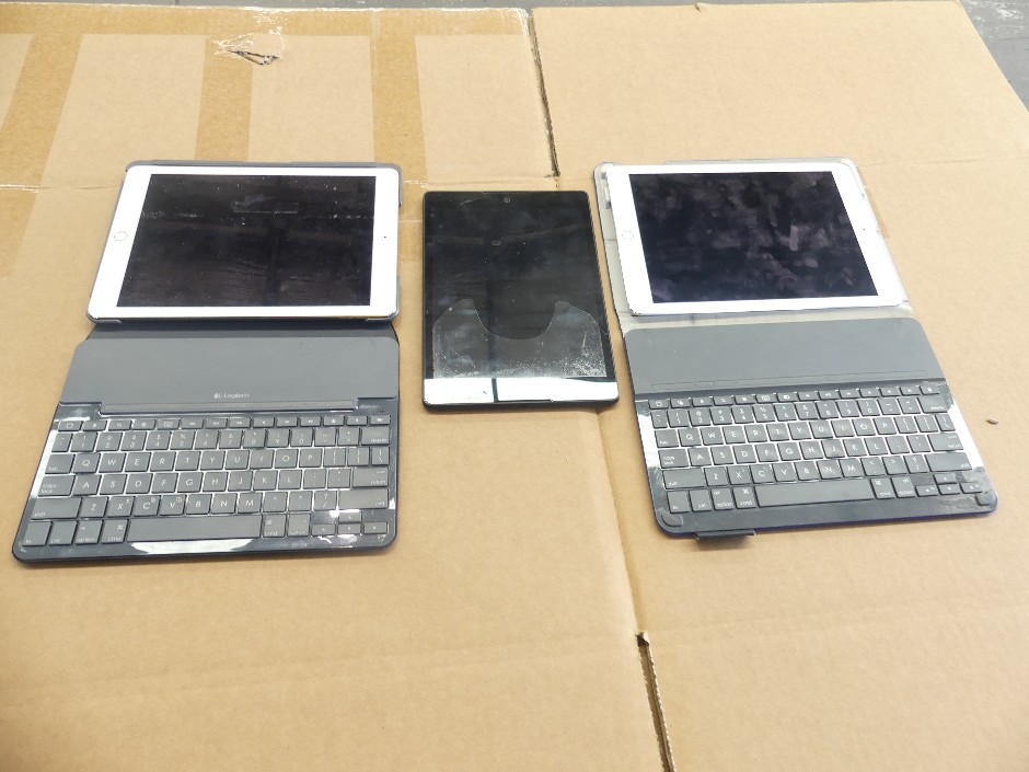 Box of Assorted Brand/ Model Tablets Approximate including Auction ...