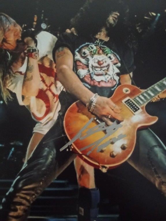 GUNS N ROSES SLASH SIGNED CONCERT GUITAR