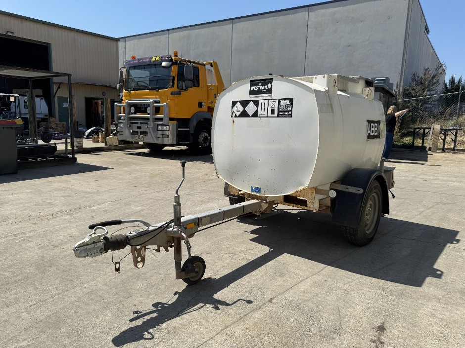 IBC Western 10Art Diesel Tank On A Trailer