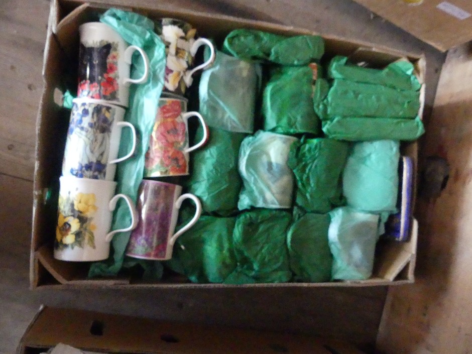 Antique & Vintage Ceramics And Collectables