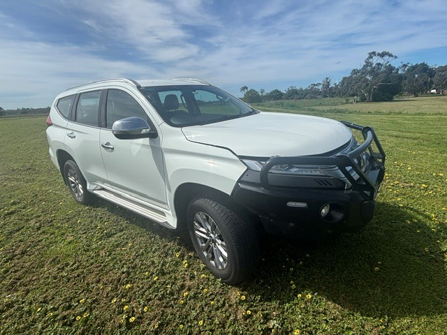 2023 Mitsubishi Pajero