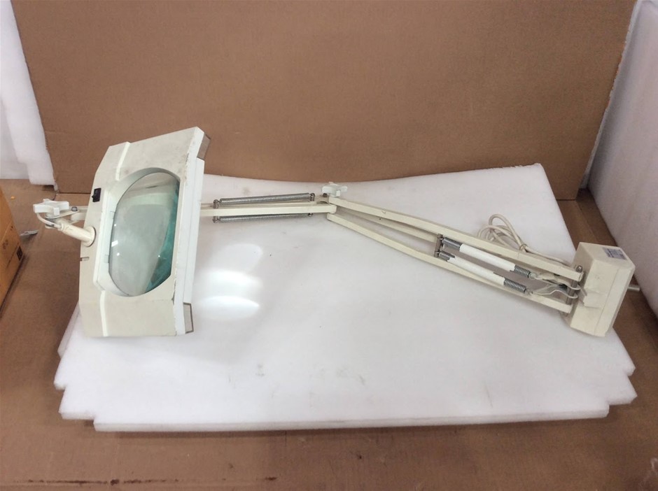 Pro'sKit Wide View Magnifier With Dual 9W Fluorescent Lamps