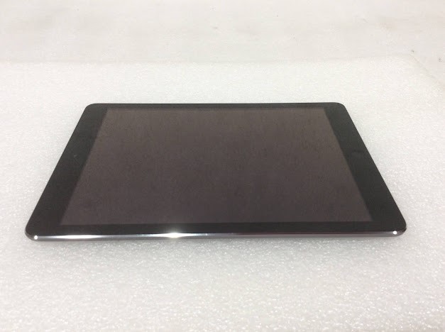 APPLE iPad Air 1 (A1474) Tablet 32GB
