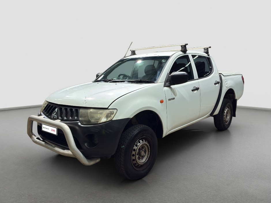 2007 Mitsubishi Triton GLX Petrol