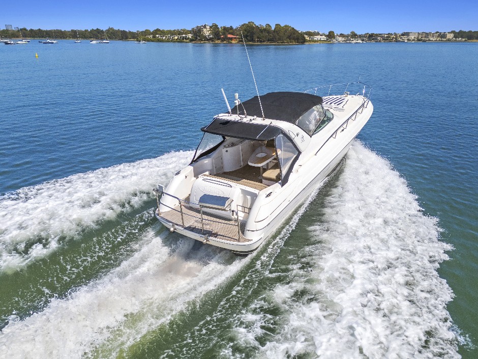 2004 Riviera M430 Sports Cruiser