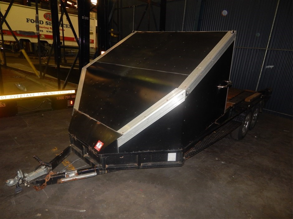 Car Trailer with nose cone, approx 4630mm(L) x 2000mm(w) checker plate
