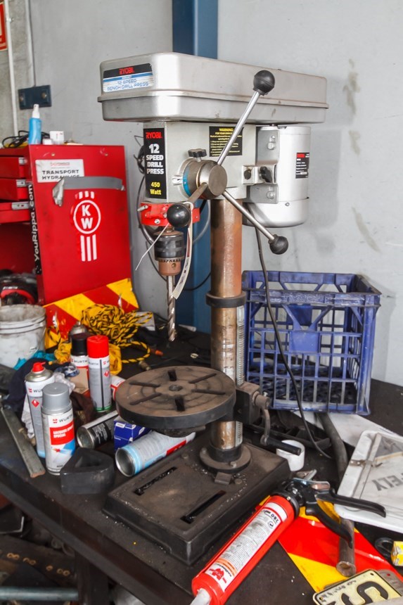 Bench drill press, Ryobi, Model BD12, 12 speed, 450W, 16mm keyed chuck