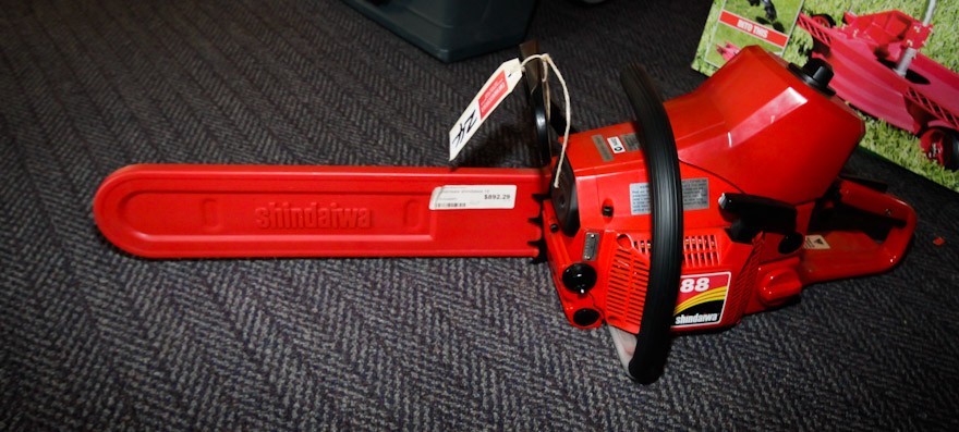 Chainsaw - Shindaiwa 488 model SHG488PI 2 stroke petrol, 440mm blade ...