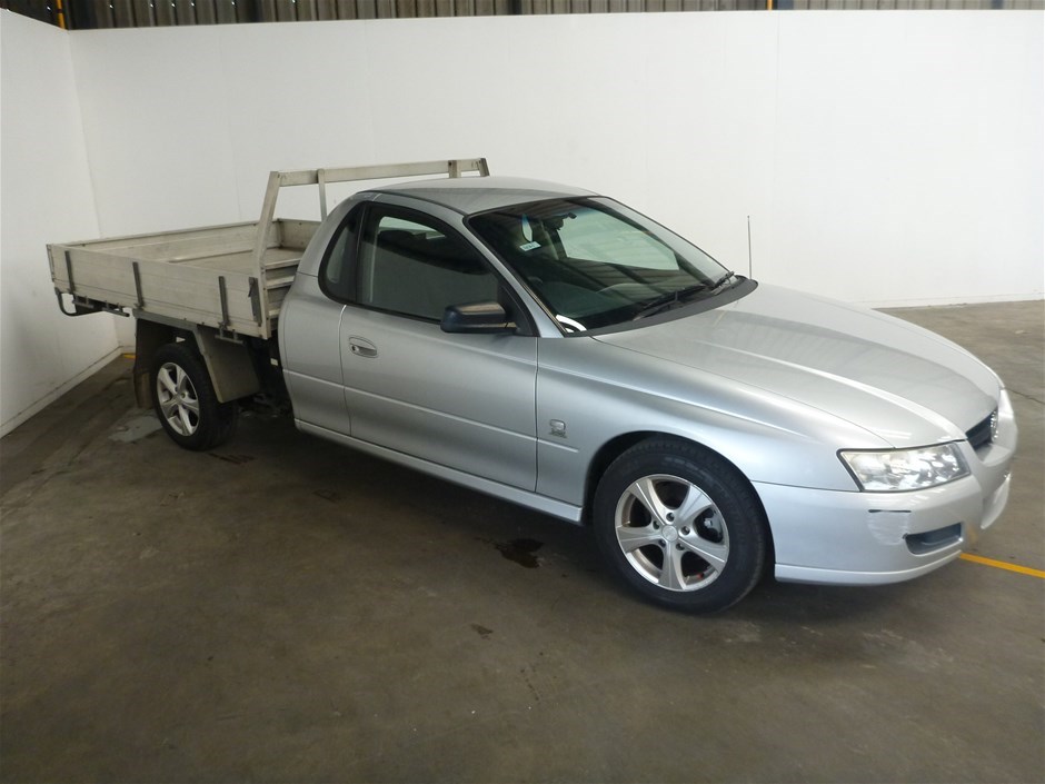 2004 Holden Commodore VZ Ute 1 Tonner Tray Back Auto Auction (0004 ...