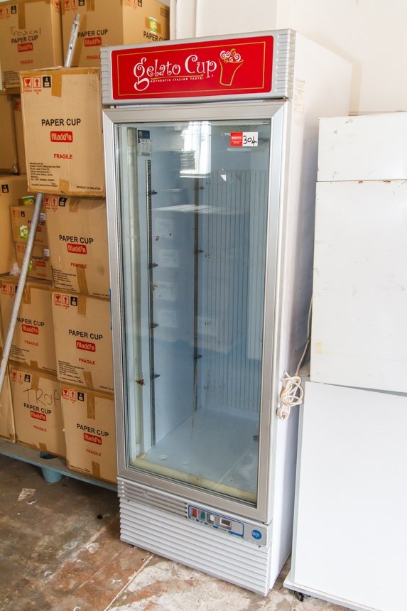 Upright Display Freezer, IARP, Model EIS 55, 980 watt with self