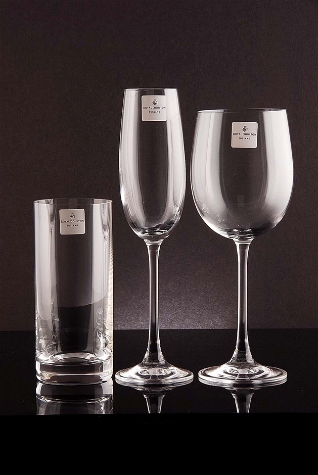 Royal Doulton Glassware (Set of 18)