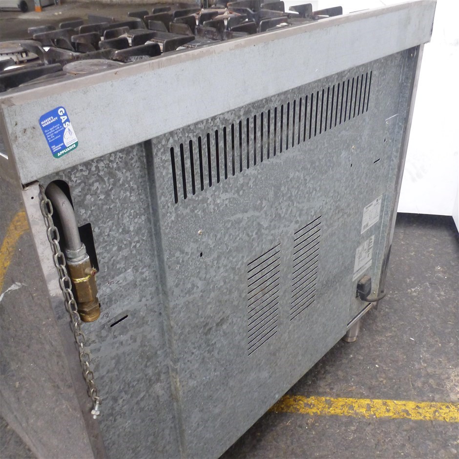 Technika 5 Burner Gas Range with Electric Oven Auction (00247007080
