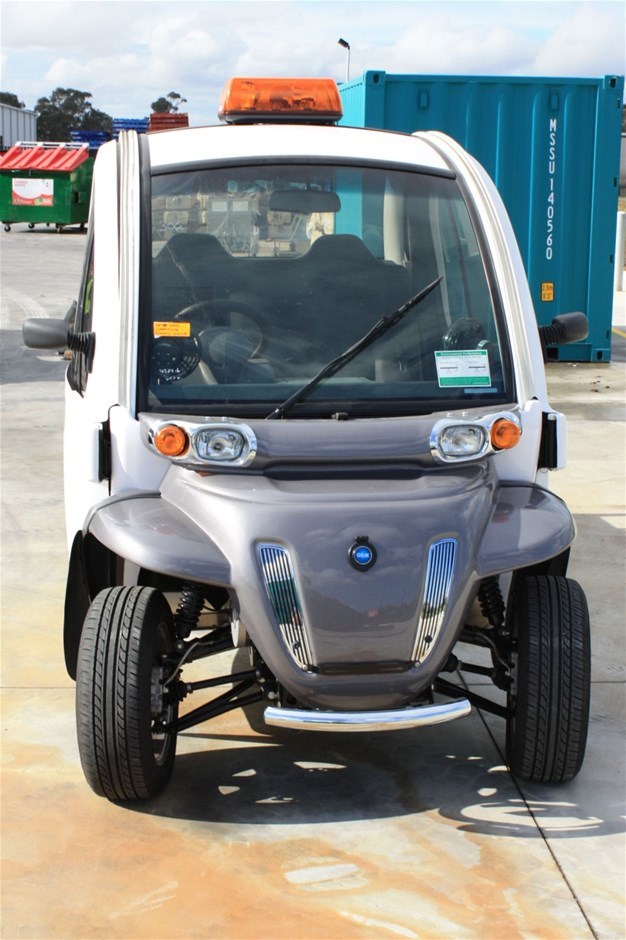 11/2012 Polaris GEM eL XD Electric Utility Vehicle Auction