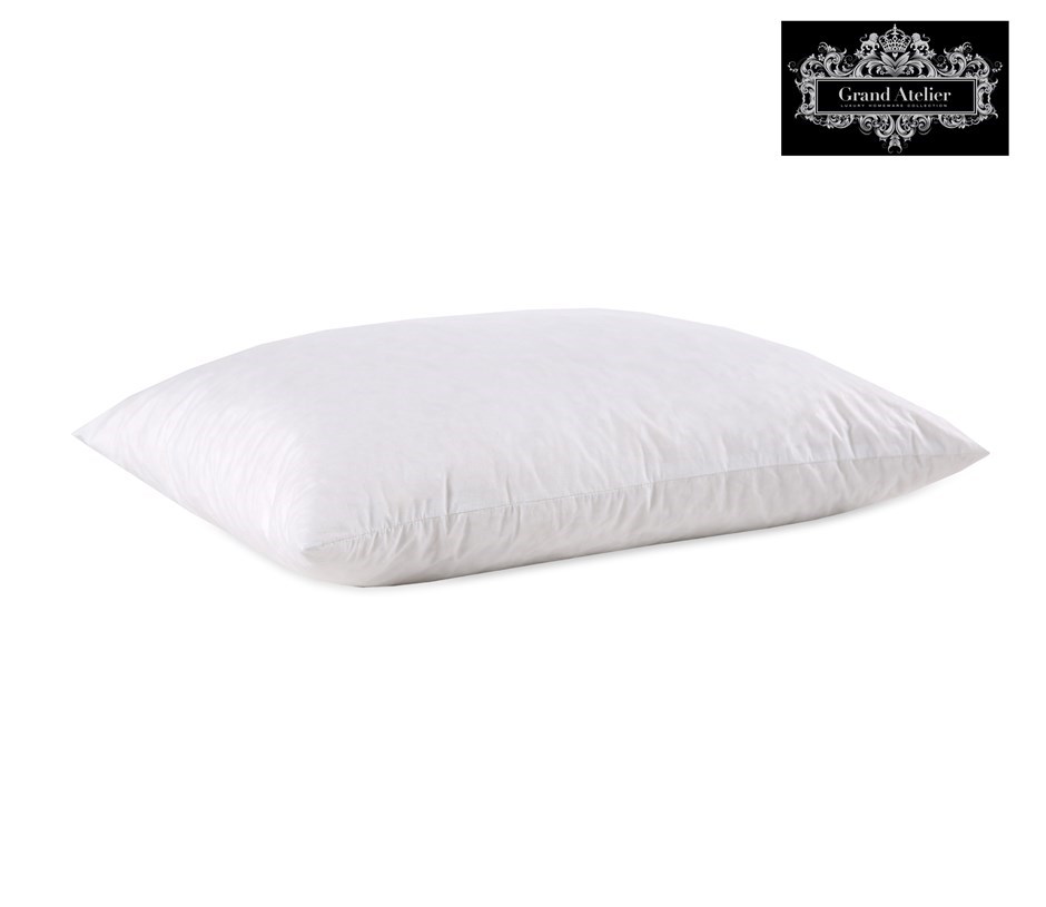 Grand on sale atelier pillow