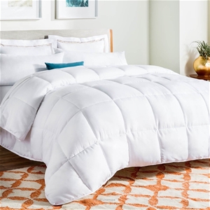Royal Comfort Goose Feather & Down Quilt