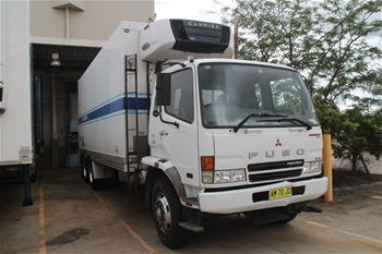2006 Fuso Fighter FN600 Refrigerated Pantech