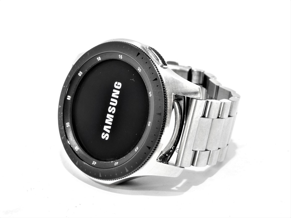 Samsung Galaxy Watch Silver (LTE) Stainless Steel 46mm - Silver Auction