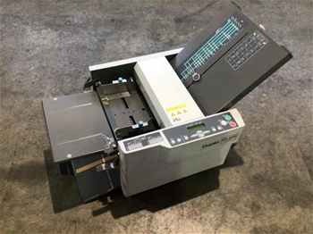 Duplo DF-850 Paper folder mchine