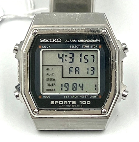 Vintage Seiko Sports 100 Digital Alarm Chronograph Watch Auction  (0066-2542785) | Grays Australia