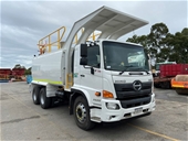 Unreserved 2018 Hino FM 2628 6 x 4 Water Truck