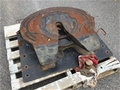 Mixed Assets - Saw, Roller Bench, Turntable, Compressor